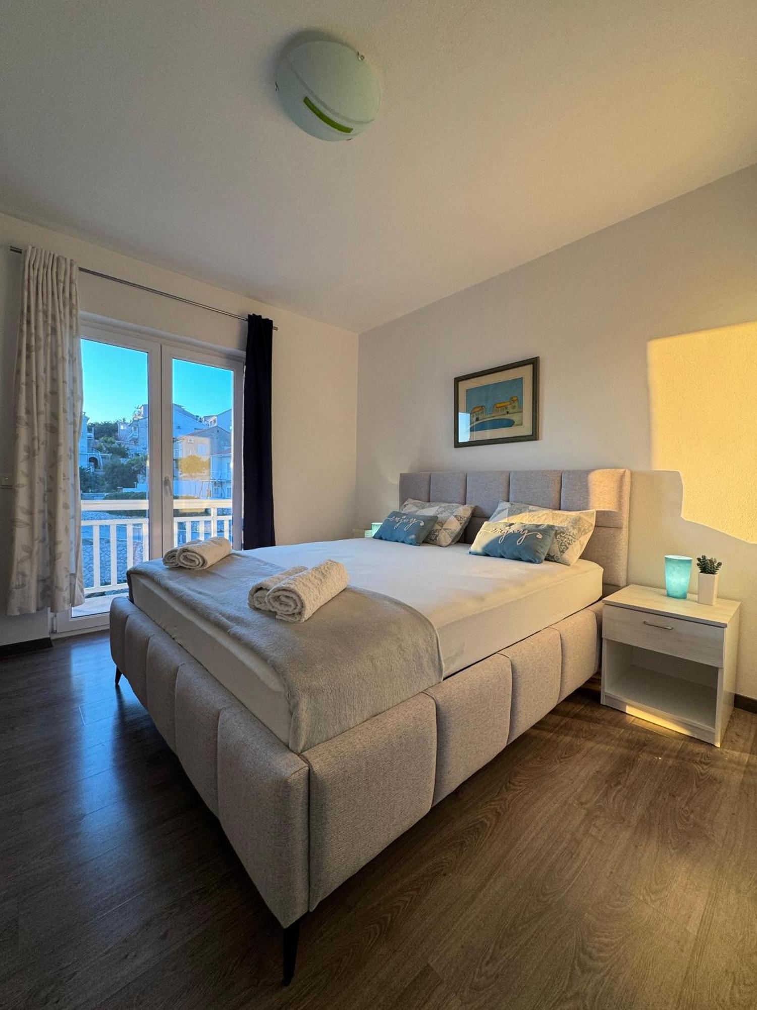 Guest House Kovacevic Hvar Town Esterno foto
